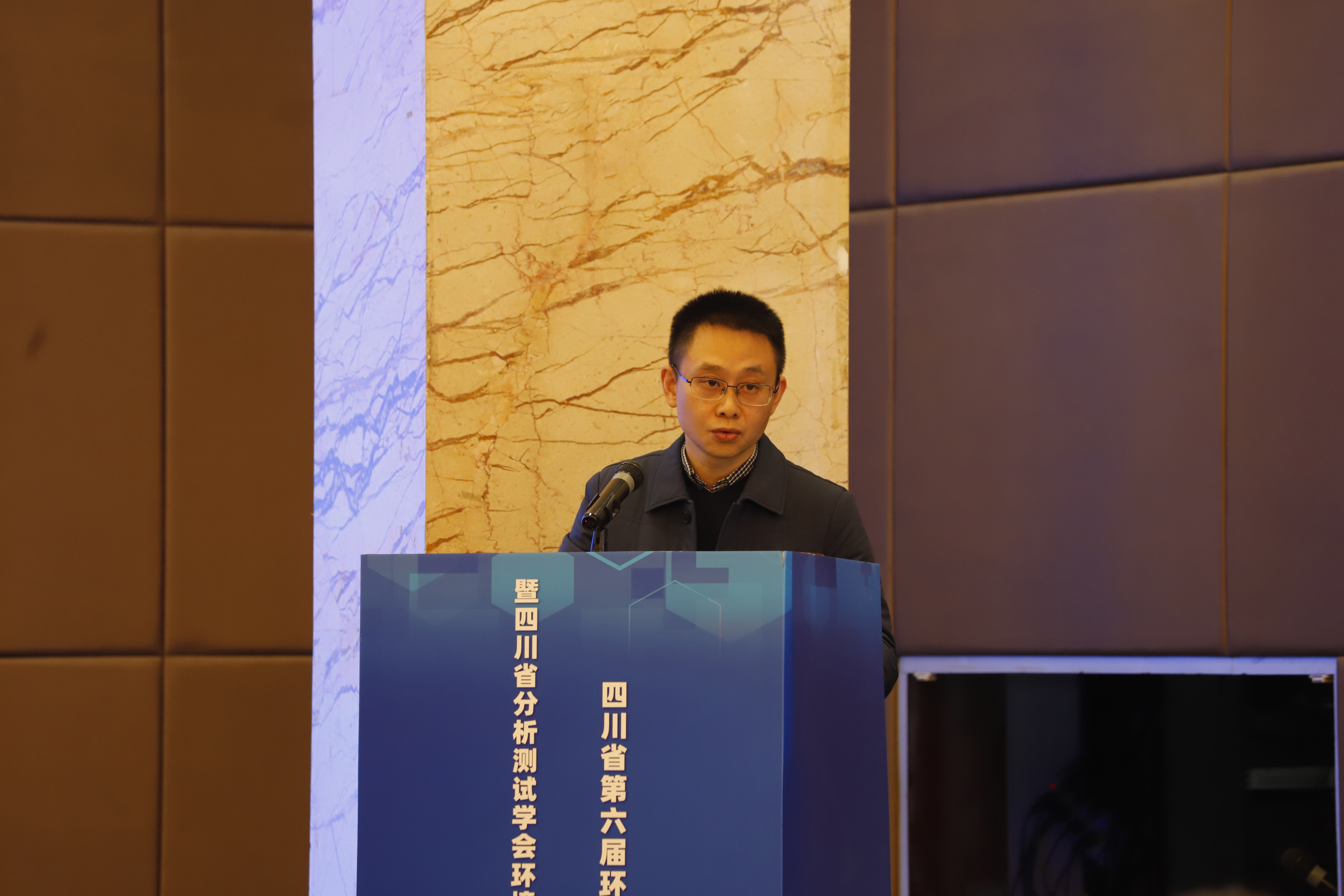 1733190570359047635.jpg 1733190570359047635.jpg